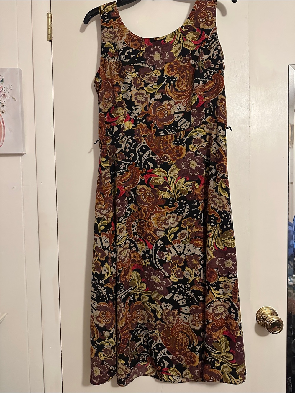 Studio I Sleeveless Paisley Midi Dress in Black, Maroon and Mustard